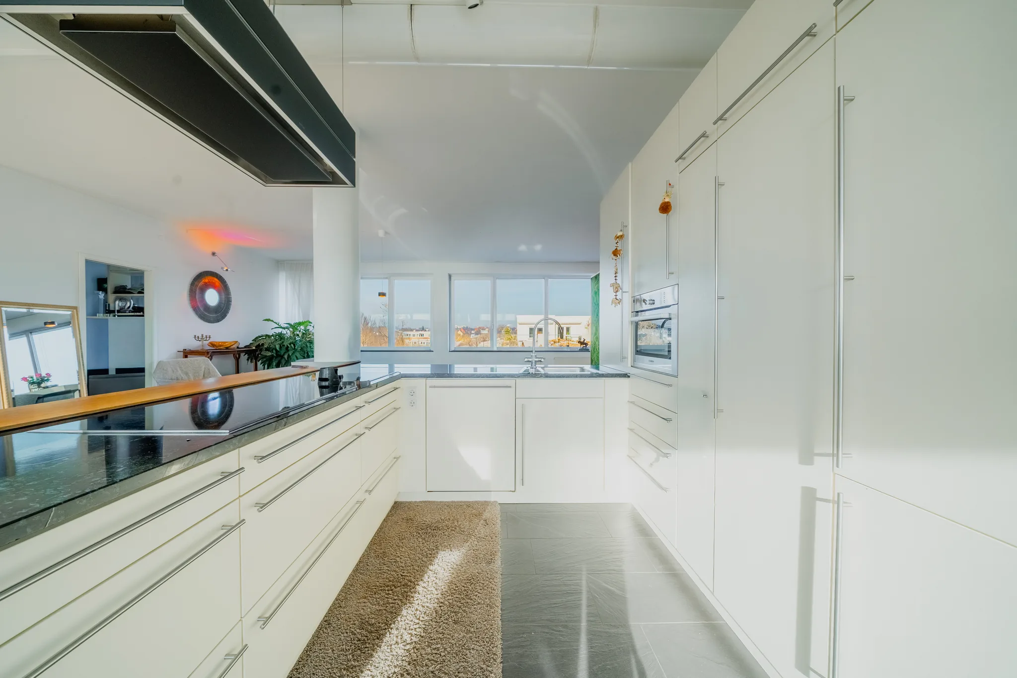 Küchenzeile im Loft – Stuttgart-Degerloch